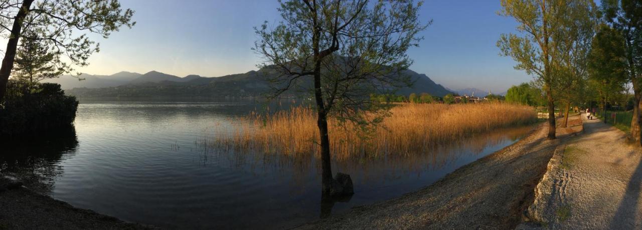 B&B Il Portico del Conte Bosisio Parini Esterno foto